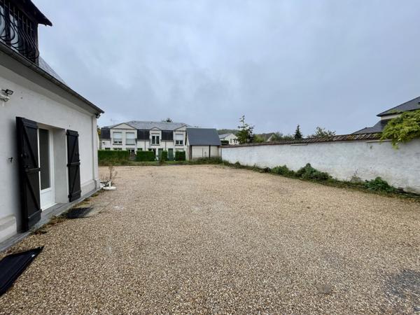 Bureaux à louer à GRAVIGNY 27930