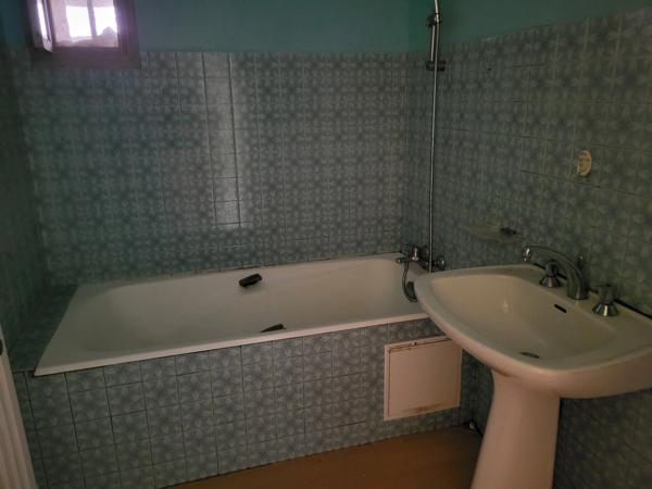 Maison à vendre 5 pièces SAINT LOUP LAMAIRE (79) Terrain 3138 m²