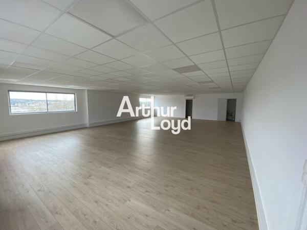 Bureaux à louer 155 m² divisibles dès 65 m² - Fréjus - Zone du Capitou