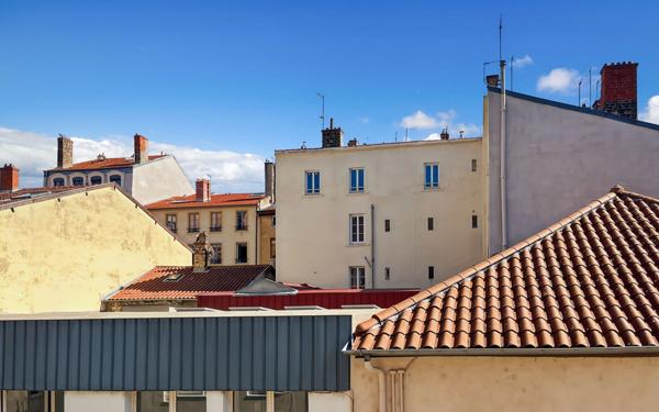 Appartement à vendre    8 pièces • 353 m2 Lyon 7