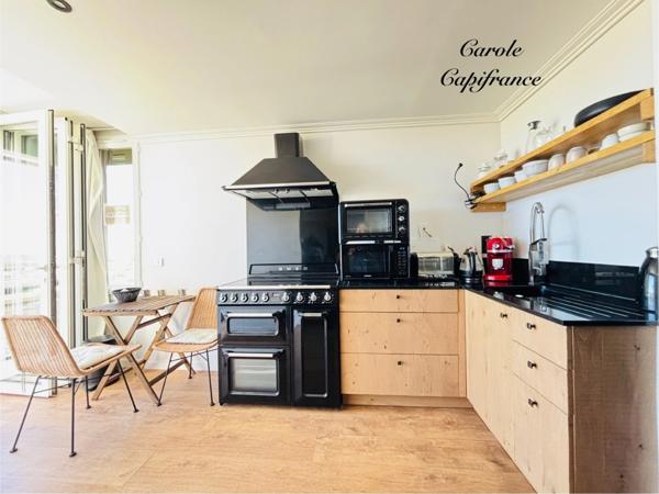 Superbe appartement rénové avec vue mer