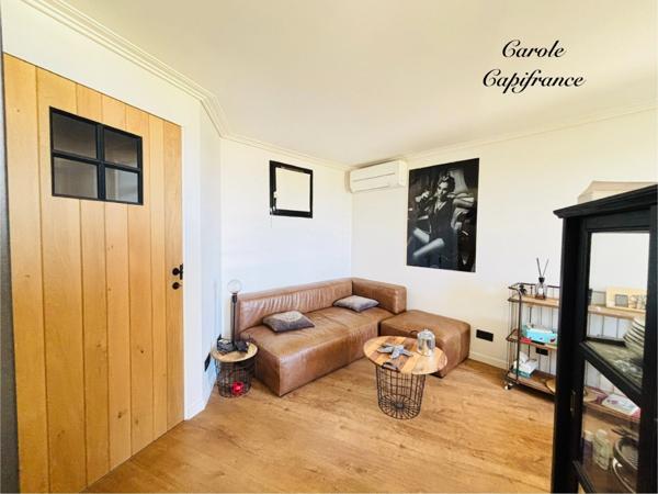 Superbe appartement rénové avec vue mer