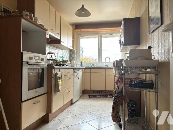 Appartement Hérouville-Saint-Clair - Quartier des Belles Portes.

Situé au 5ème et dernier ét...