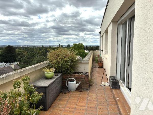 Appartement Hérouville-Saint-Clair - Quartier des Belles Portes.

Situé au 5ème et dernier ét...