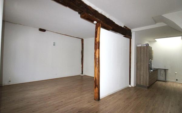 Appartement à louer    1 pièce •  Rozay-en-Brie