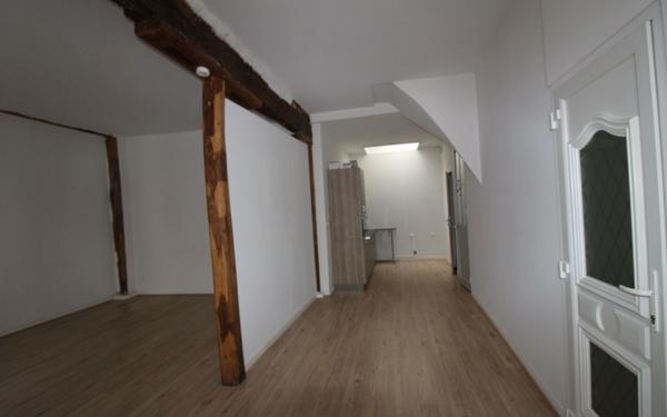 Appartement à louer    1 pièce •  Rozay-en-Brie