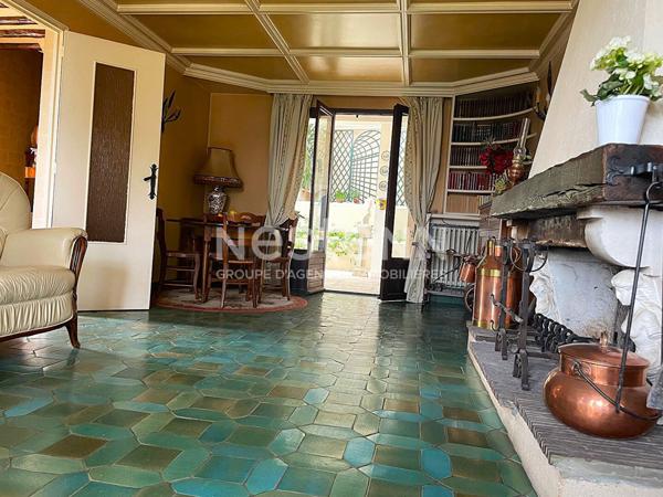 Nestenn Igny - Maison 148 m², 3 chambres - Secteur Place de la Ferme - Jardin - Sous-sol total et véranda - A deux pas des commerces et de l'école Jules Ferry - Proche des lignes de bus, ligne V et RER B Massy-Palaiseau -Plateau de Saclay et Vélizy