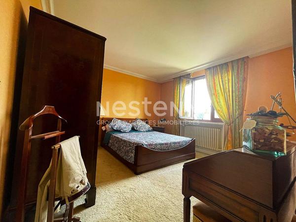 Nestenn Igny - Maison 148 m², 3 chambres - Secteur Place de la Ferme - Jardin - Sous-sol total et véranda - A deux pas des commerces et de l'école Jules Ferry - Proche des lignes de bus, ligne V et RER B Massy-Palaiseau -Plateau de Saclay et Vélizy