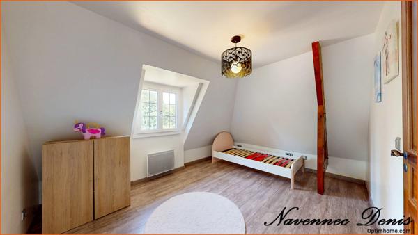 Entre Bernay et Brionne – Maison familiale de 4 chambres sur un jardin arboré de 6 000 m²