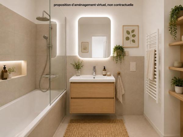 T2 hypercentre, lumineux avec balcon et vue sur jardins