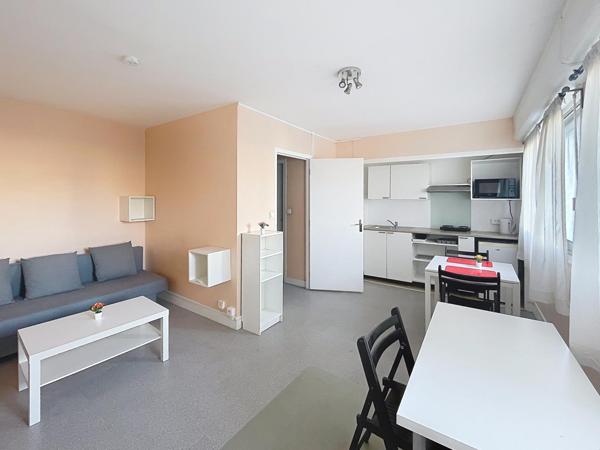 BEAU STUDIO MEUBLE - A 5 MN A PIED DU RER C ET D JUVISY