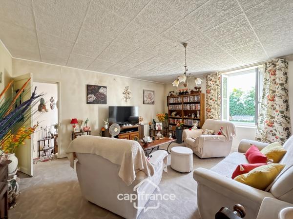 Maison à rénover de 125m² avec garage - Lagord, vendôme