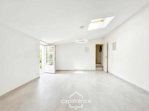 Maison à rénover de 125m² avec garage - Lagord, vendôme