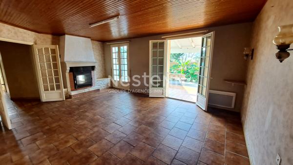 Maison 3 chambres , garage et jardin à Doix les Fontaines