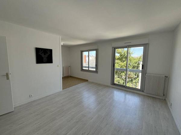 Appartement 1 pièce                                        - 44000 Nantes - ILE DE VERSAILLES Réf : 11565