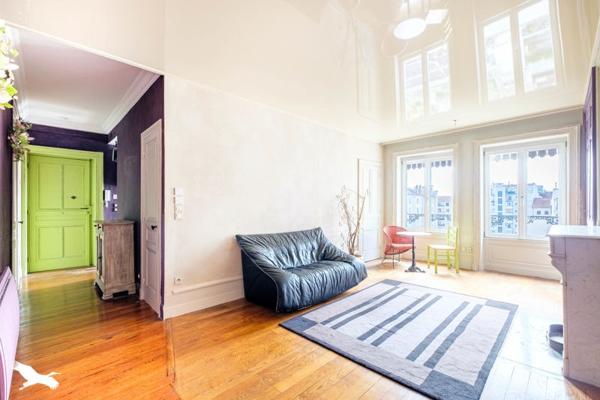 Appartement à vendre |  Lyon 07 |  2 pièces | 52 m²