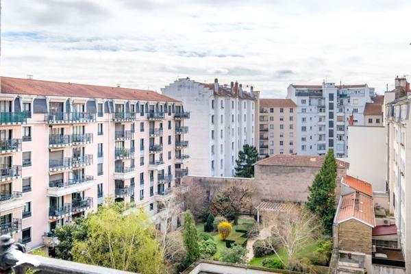 Appartement à vendre |  Lyon 07 |  2 pièces | 52 m²