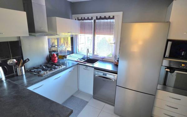 Appartement à vendre    5 pièces • 88 m2 Fréjus