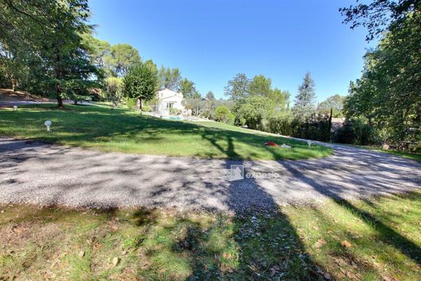 Cabriès (13480) Havre de paix entre Aix et Marseille – Propriété d’exception sur 6000 m²