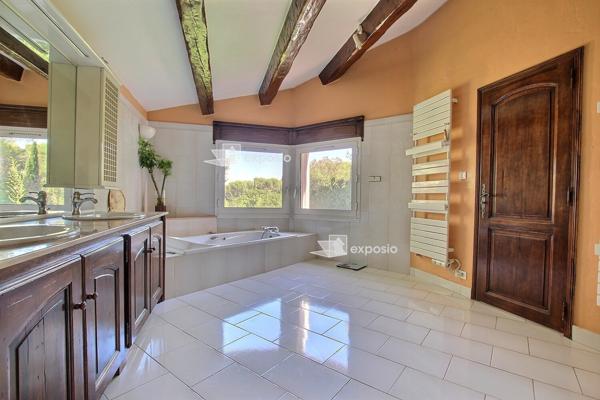 Cabriès (13480) Havre de paix entre Aix et Marseille – Propriété d’exception sur 6000 m²