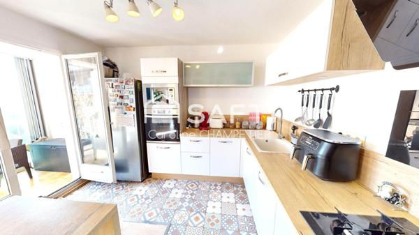 Dernier étage – Lumineux T4 de 85 m² avec loggia