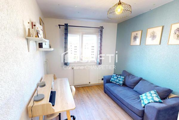 Dernier étage – Lumineux T4 de 85 m² avec loggia