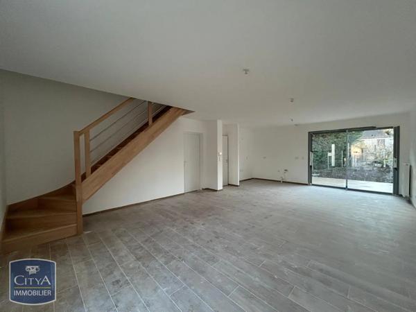 Maison à louer 4 pièces 93m²