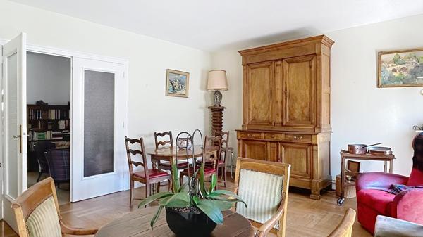 Lyon 6 – Les Belges – T4 de 95 m² avec 3 chambres, 2 balcons + Cave + Parking (en sus)
