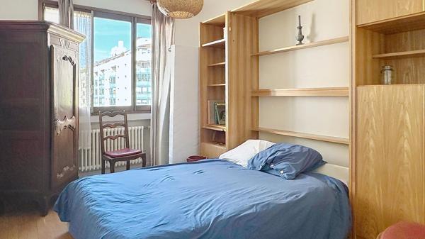 Lyon 6 – Les Belges – T4 de 95 m² avec 3 chambres, 2 balcons + Cave + Parking (en sus)
