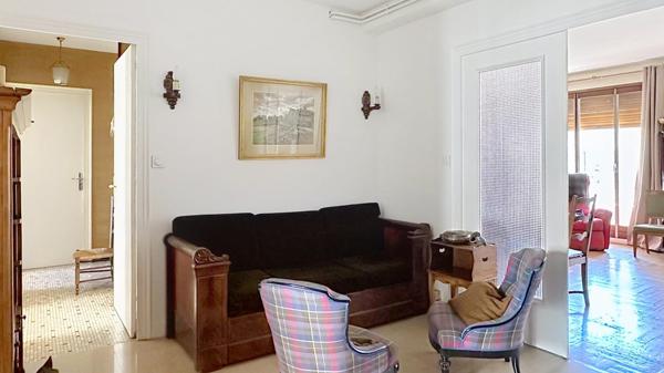 Lyon 6 – Les Belges – T4 de 95 m² avec 3 chambres, 2 balcons + Cave + Parking (en sus)
