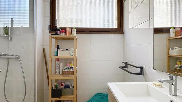 Lyon 6 – Les Belges – T4 de 95 m² avec 3 chambres, 2 balcons + Cave + Parking (en sus)