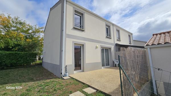 PAVILLON A ETAGE AVEC JARDIN ET GARAGE