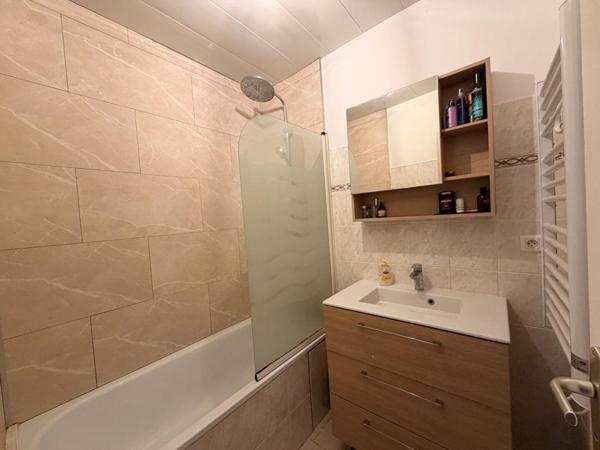 APPARTEMENT T2 BIS DE 53M² AVEC PLACE DE PARKING