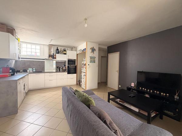 APPARTEMENT T2 BIS DE 53M² AVEC PLACE DE PARKING