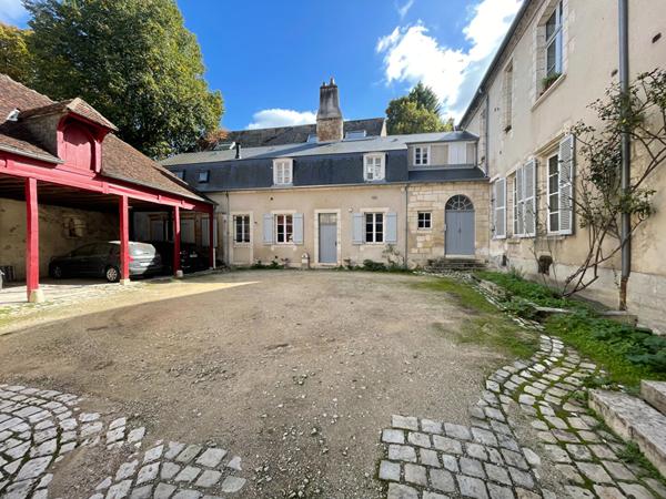 Appartement Hyper-Centre à Bourges 4 pièce(s) 96 m2