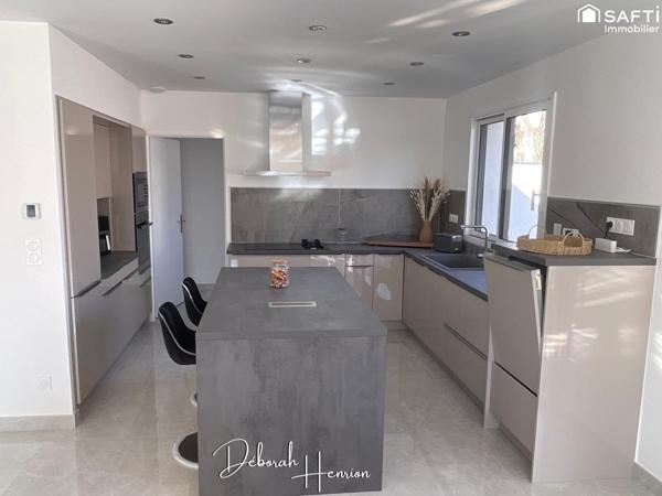 Plain-pied contemporain pensé avec goût 145 m² – 4 chambres – DPE A
