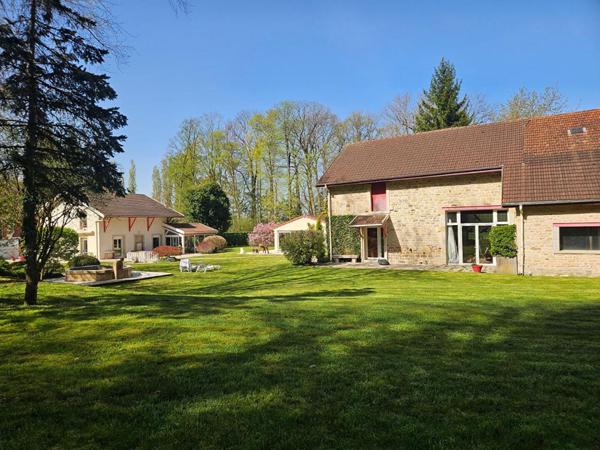 Magnifique propriété arborée au coeur d'Epinal