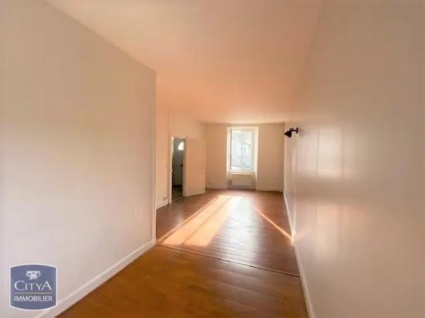 Maison à louer 5 pièces 116.23m² Châteauroux (36000)