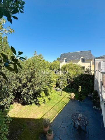 ANGERS La Madeleine / ESA Maison de Maître de 265m² avec ses 6 chambres -garage double et Jardinprès de La Madeleine !