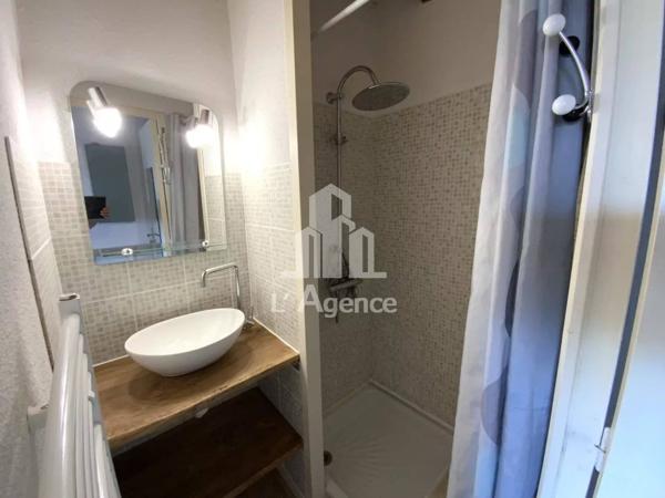 VAUX SUR MER - ENTRE LE CENTRE ET PONTAILLAC