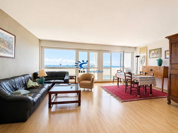 EXCLUSIVITE LA ROCHELLE - APPARTEMENT ENVIRON 99m² - BALCONS ET STATIONNEMENT La rochelle EXCLUSIVITE LA ROCHELLE - APPARTEMENT ENVIRON 99m² - BALCONS ET STATIONNEMENT La rochelle