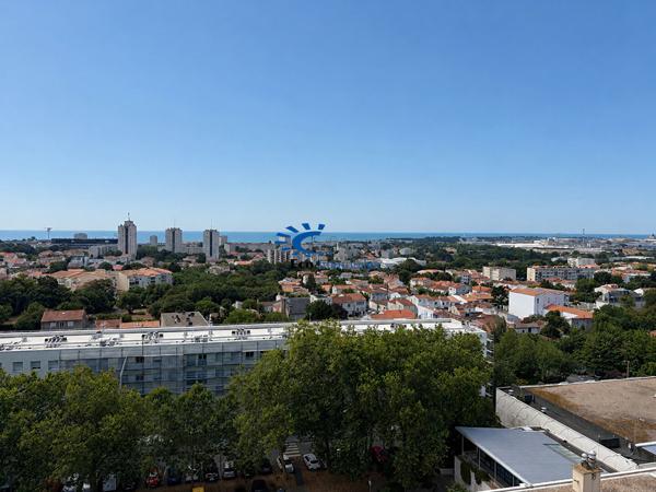EXCLUSIVITE LA ROCHELLE - APPARTEMENT ENVIRON 99m² - BALCONS ET STATIONNEMENT La rochelle EXCLUSIVITE LA ROCHELLE - APPARTEMENT ENVIRON 99m² - BALCONS ET STATIONNEMENT La rochelle