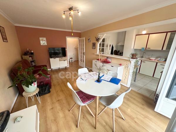 EXCLUSIVITÉ - Dpt Finistère (29), à vendre appartement T3 CARHAIX-PLOUGUER DPE C