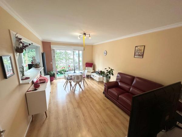 EXCLUSIVITÉ - Dpt Finistère (29), à vendre appartement T3 CARHAIX-PLOUGUER DPE C