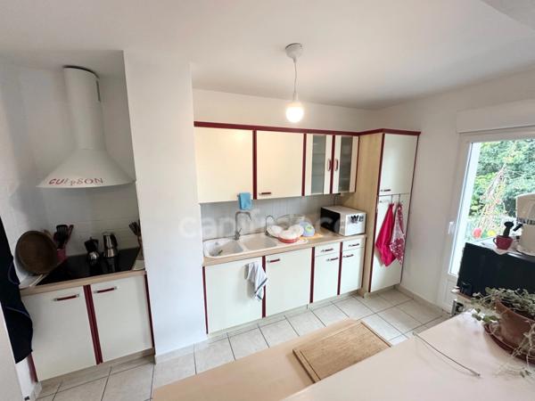 EXCLUSIVITÉ - Dpt Finistère (29), à vendre appartement T3 CARHAIX-PLOUGUER DPE C