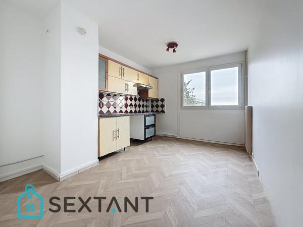 Appartement 81 m2 loué trois chambres.