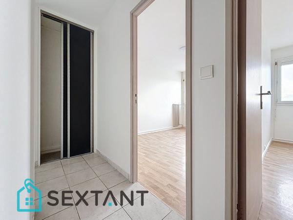 Appartement 81 m2 loué trois chambres.