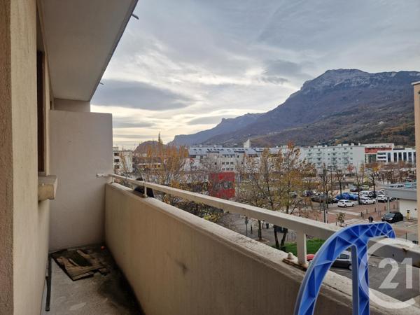 Appartement F4 à vendre  4 pièces - 63,72 m2 SEYSSINET PARISET - 38