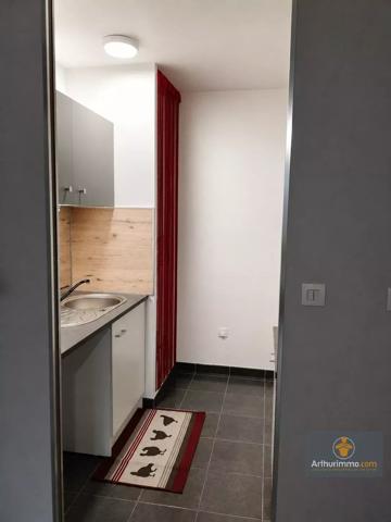 Location                                                      Appartement
                        
                                         36 m2                     à Margny-Lès-Compiègne