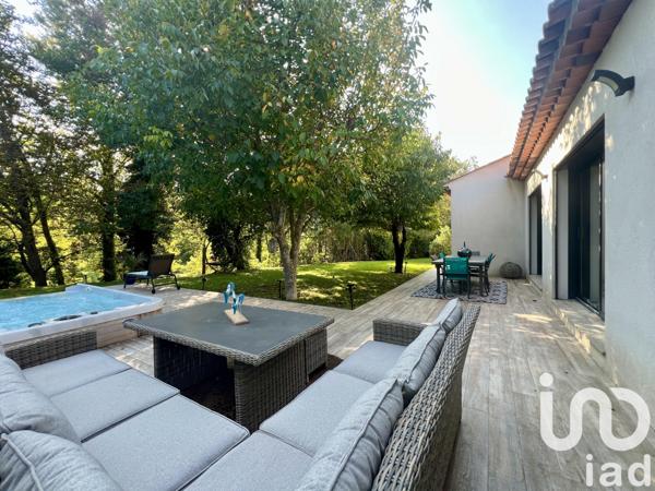 Maison à vendre 5 pièces 138 m² Saint-Zacharie